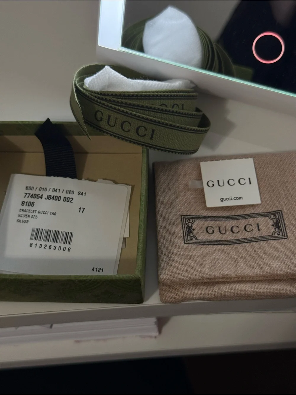 Authentic Gucci Diagonal Interlocking G Bracelet Style : 774054 J8400 8106